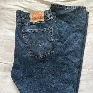 VINTAGE LEVI JEANS